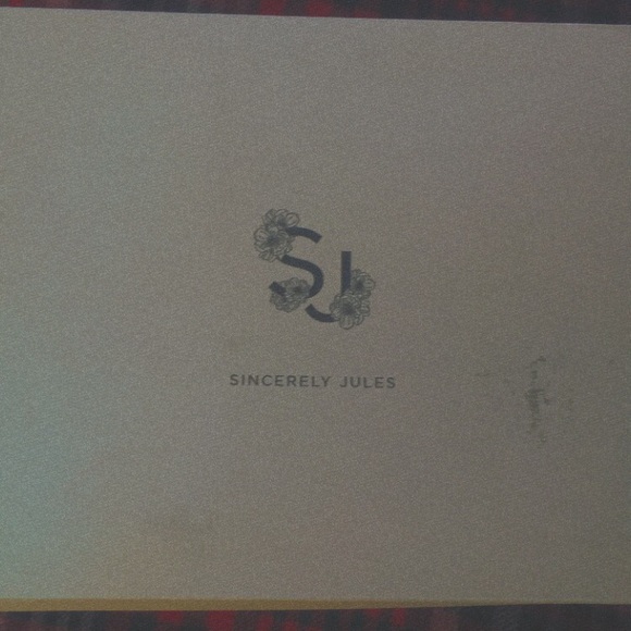 boots - Picture 2 of 5